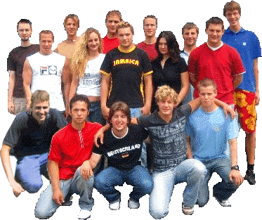 Hinten: Bene, Markus, Andi, David, Flo, Ruben
Mitte: Steffen, Lisa, Jo, Irina, Pascal
Vorne: Lukas, Ismail, Philipp, Peter, Wolle